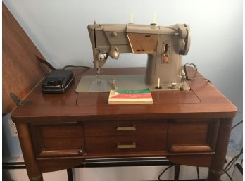 Vintage Singer Style-O-Magic 328 Sewing Machine In Cabinet