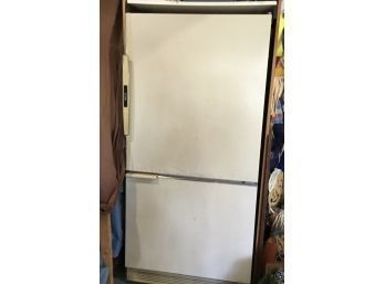 Armana 20 Dual Door Refrigerator & Freezer Tested And Working Great For Garage Or Basement