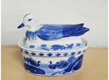 Covered Duck Casserole Dish