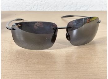 Maui Jim Sunglasses With Case