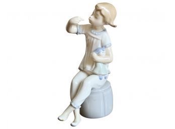 Girl With Doll Retired Lladro  1083