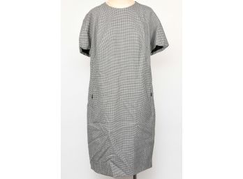 AKRIS Punto Herringbone Short Sleeve Wool Dress - Size 14