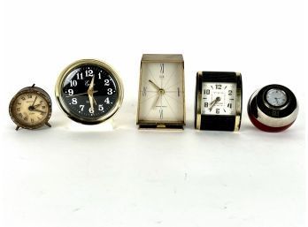 Collection Of Vintage Clocks Lot 2