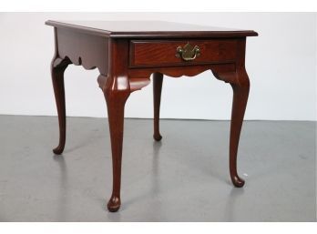 Basset Furniture Mahogany Queen Anne Style End Table