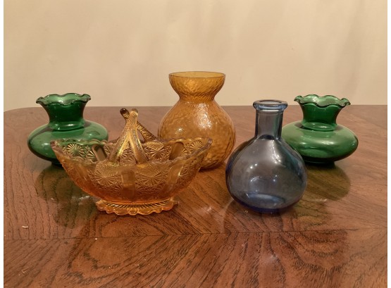 5 Pieces Colored Glass Vases & Basket