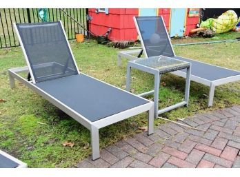 Pair Of Chaise Lounge Chairs With Table 2