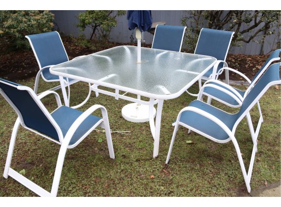 Telescope Casual Outdoor Table With Six Chairs And Umbrella