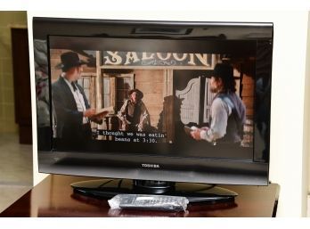 Toshiba 26 Inch Television With Remote