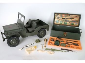 G.I. Joe 1960s Jeep With Foot Locker Including Accessories