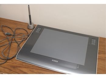 Wacom Intuos 3 Graphics Tablet With Pen