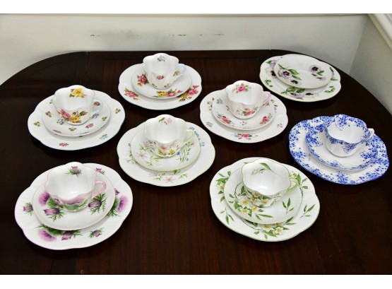 Set Of Shelly England Tea Cups, Sauces And Dessert Plates
