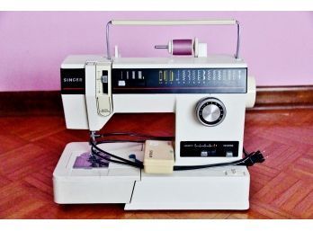 Singer Sewing Machine Model 6234