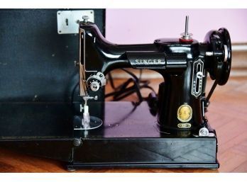 Singer Sewing Machine Model 221
