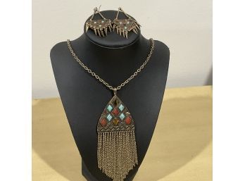Gold-tone Necklace & Earrings Set With Stones & Fringe
