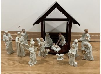 Lenox 14 Piece Nativity And Wood Creche