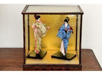 Vintage Pair Of Japanese Geisha Girls In A Glass Case