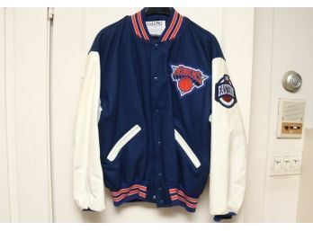 NY Knicks Vintage Jacket Size Large