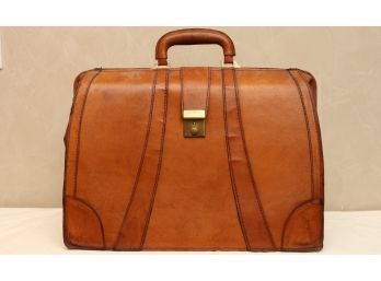 Leather Carry Bag With Brass Lock