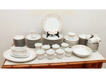 Arlen China Dish Set And Cup Set 89 Pieces