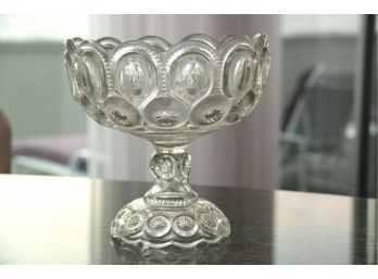 Gorgeous Vintage Pressed Glass Pedestal Compote Fruit Bowl