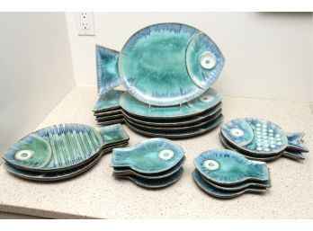 Tranquil Blue Fish Plates By Global Views