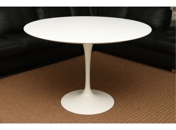 Eero Saarinen Tulip Dining Table For Knoll International