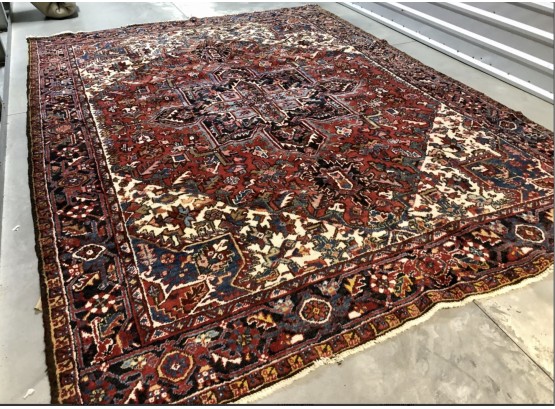 Stunning Handmade Persian Heriz Carpet Rug