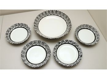 Italian Ceramic Black And White Pasta Bowl Set