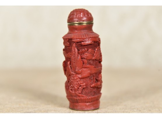 Red Chinese Cinnabar Snuff Bottle