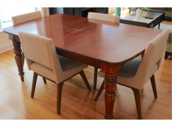Nichols And Stone Extendable Dining Table With Cushioned Chairs