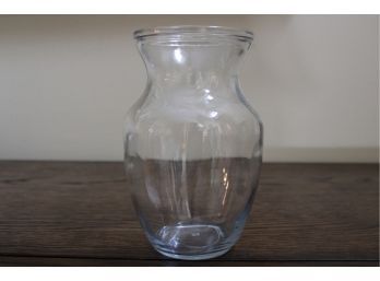8 Inch Tall Clear Glass Vase