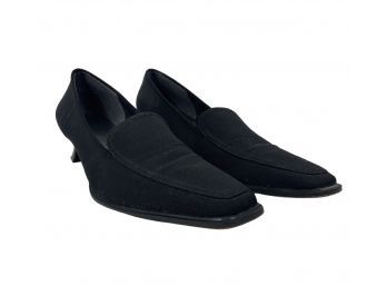 Stuart Weitzman Black Fabric Shoe With Kitten Heel Size 10