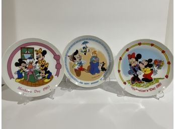 3 Walt Disney Characters Plates 1980