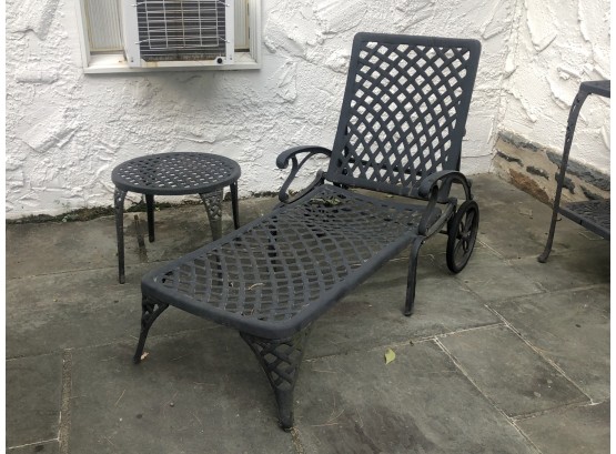 Wrought Iron Lounge Chair With Side Table