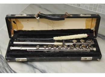 WT Armstrong Flute With Case
