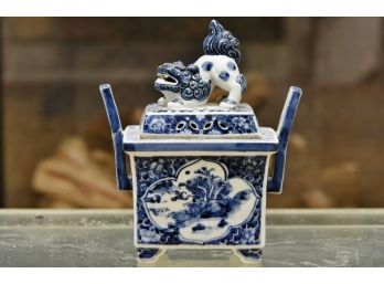 Chinese Blue And White Porcelain Foo Dog Incense Burner - Shows Repair