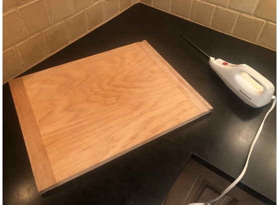 Toastmaster Electric Knife & Cutting Board