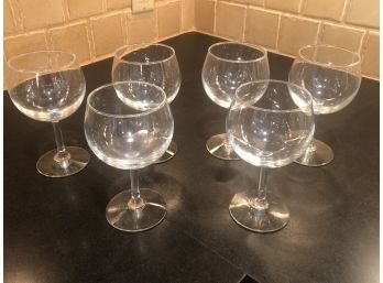 Set Of 6 Crate And Barrel Wine Glasses