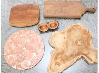 Set Of Four Cutting Boards Including Round Marble Piece