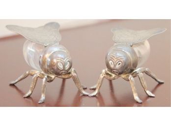 Pair Of Vintage Godinger Silver Bee Salt And Pepper Shakers