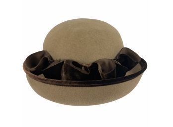 Kokin New York Ladies Wool Hat With Velvet Trim Includes Hat Box