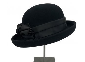 Tina & Co. New York Ladies Black Wool Hat With Bow