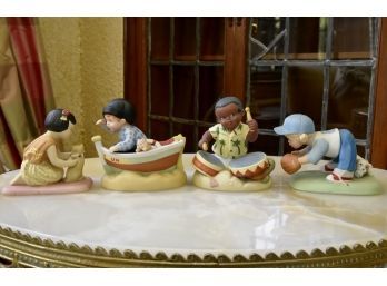 United Nations Children By FRANKLIN MINT Set Of 4 Porcelain Figurines