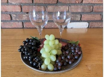 Carlisle Grape And Wine Glass Display