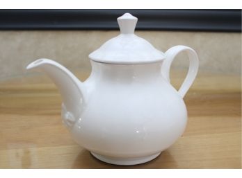 Ceramic Lidded Tea Pot