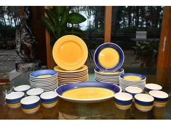 Pottery Barn Dish Set