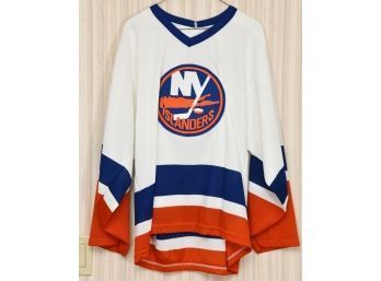 New York Islanders Jersey Size Medium