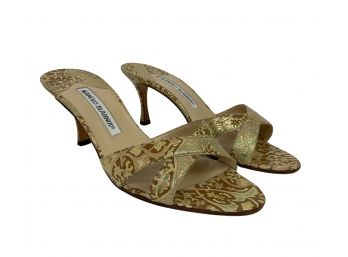Manolo Blahnik Brocade Gold Floral Sandals Size 37.5 Retail $395