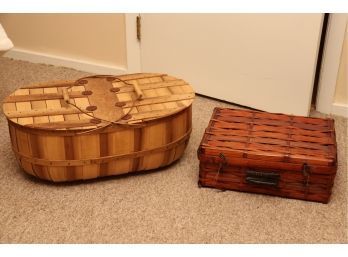 2 Sewing Baskets