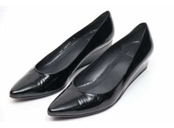 Stuart Weitzman Women's Shoes Size 8